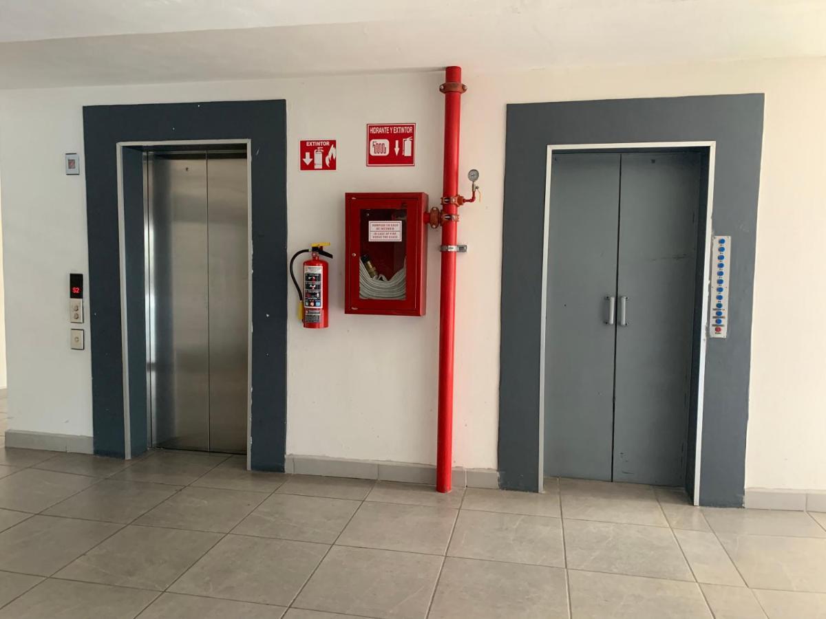 Departamento Nuevo Y Centrico Con Ambiente Familiar En Guadalajara Apartment Exterior photo